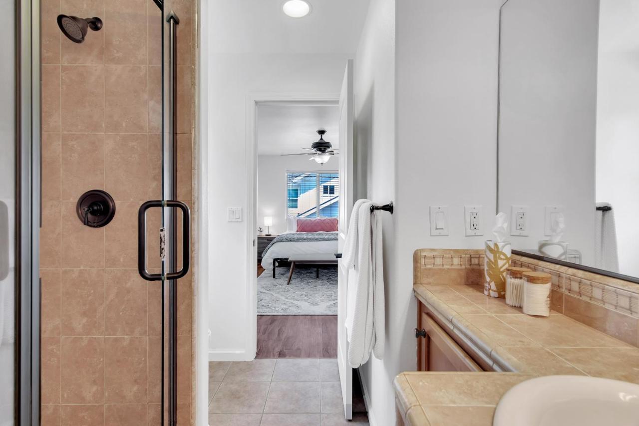 Downtown Paso: Sip N Sleepz 3 Bed/2.5 Bath Villa ปาโซโรเบิลส์ ภายนอก รูปภาพ