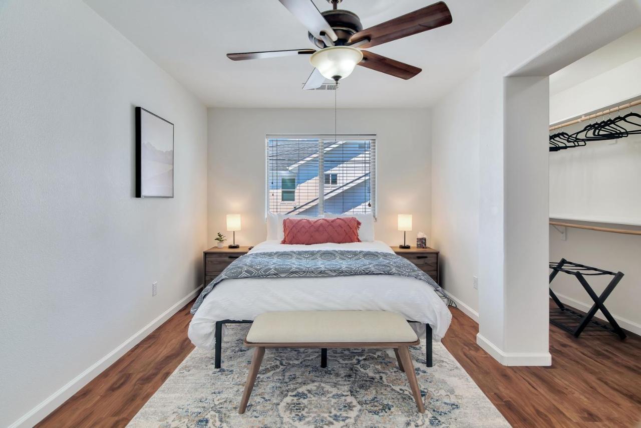 Downtown Paso: Sip N Sleepz 3 Bed/2.5 Bath Villa ปาโซโรเบิลส์ ภายนอก รูปภาพ