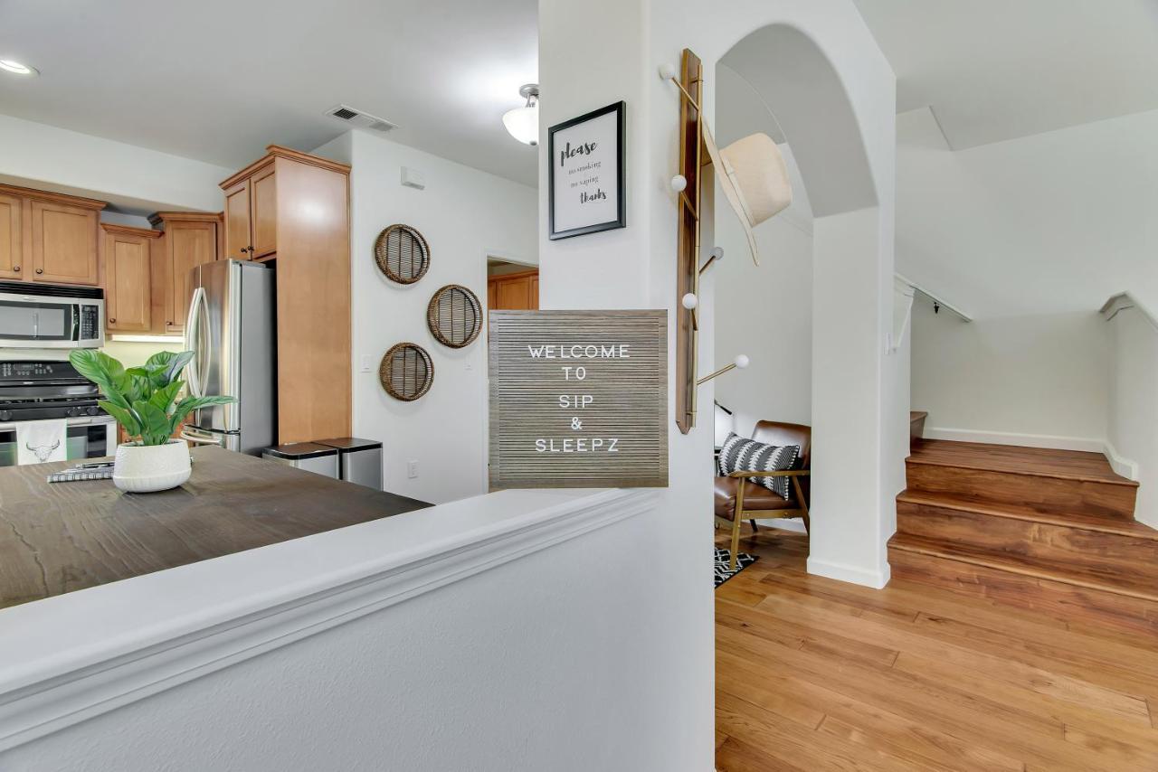 Downtown Paso: Sip N Sleepz 3 Bed/2.5 Bath Villa ปาโซโรเบิลส์ ภายนอก รูปภาพ